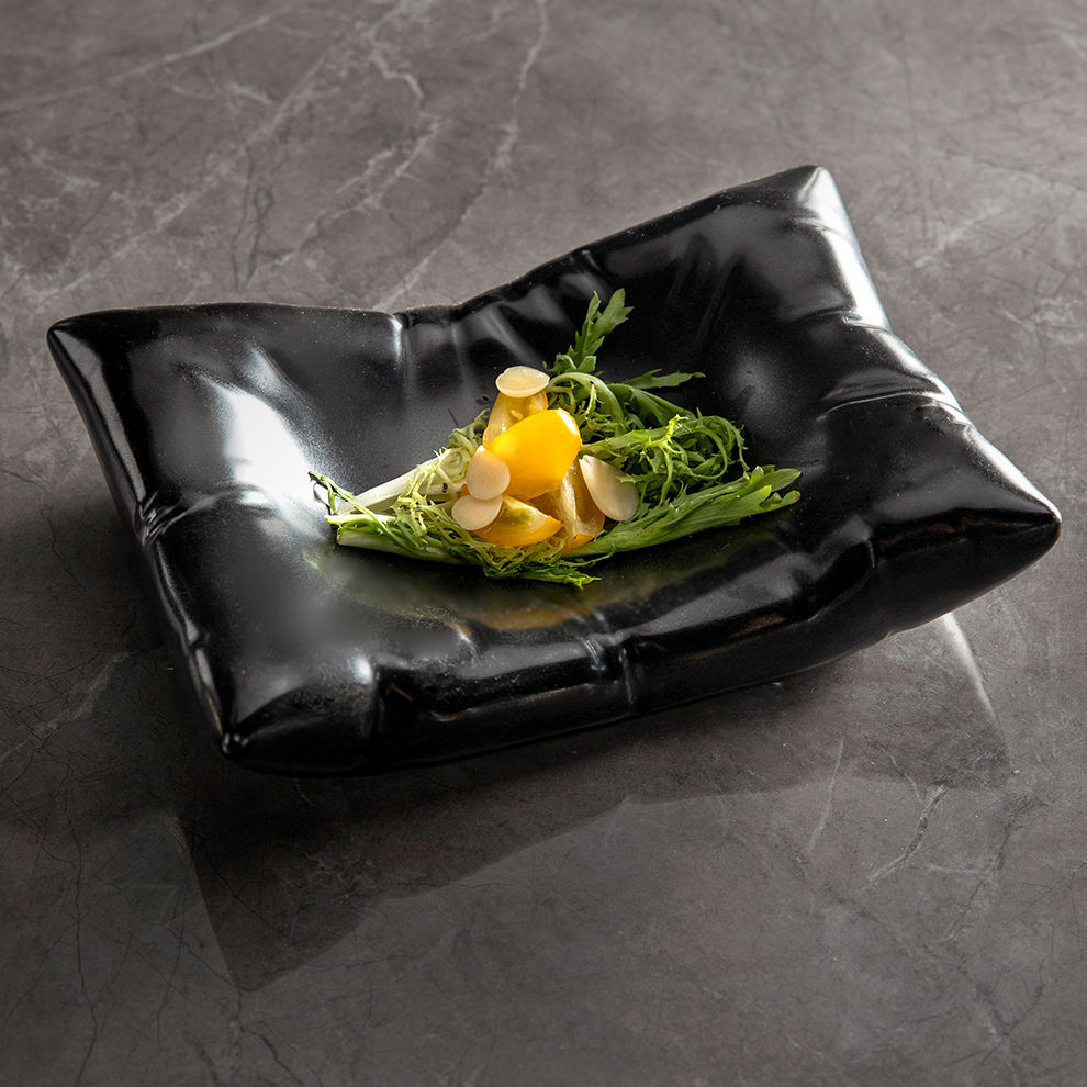 Black Pillow Platter